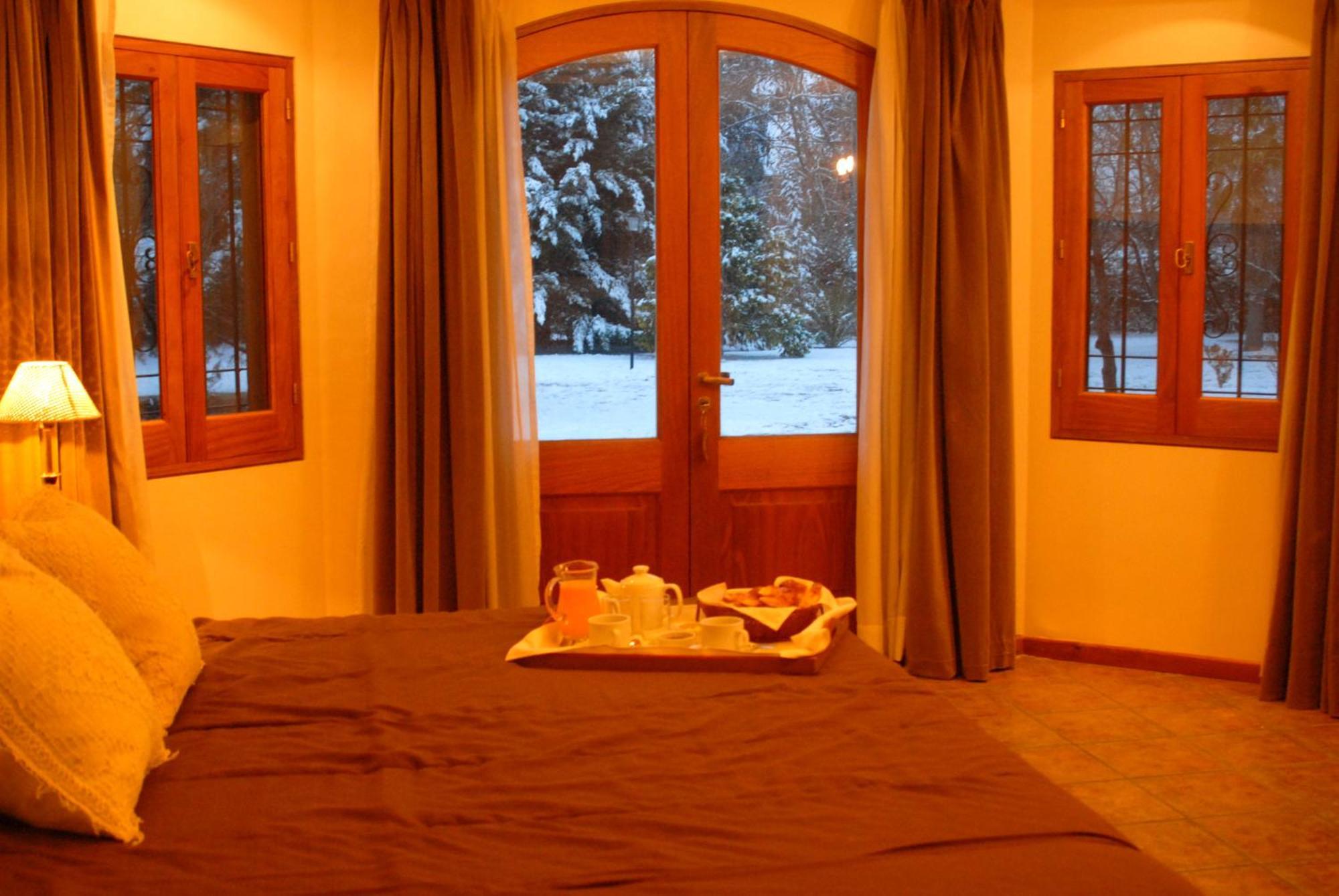 Suter Petit Hotel Сан Рафаел Екстериор снимка