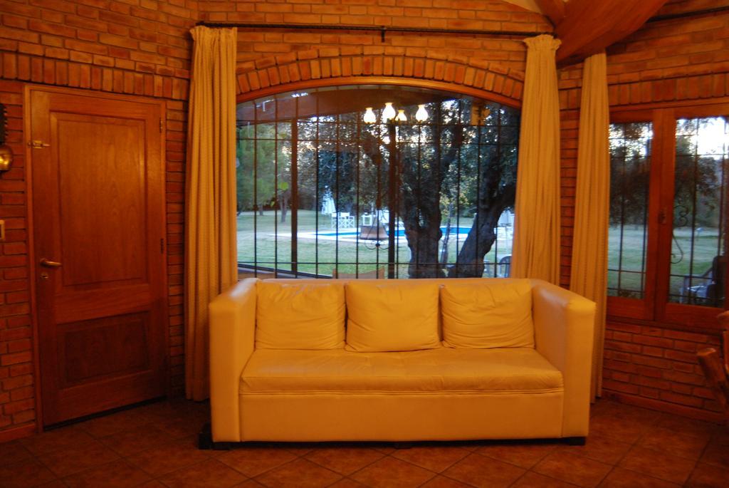 Suter Petit Hotel Сан Рафаел Екстериор снимка