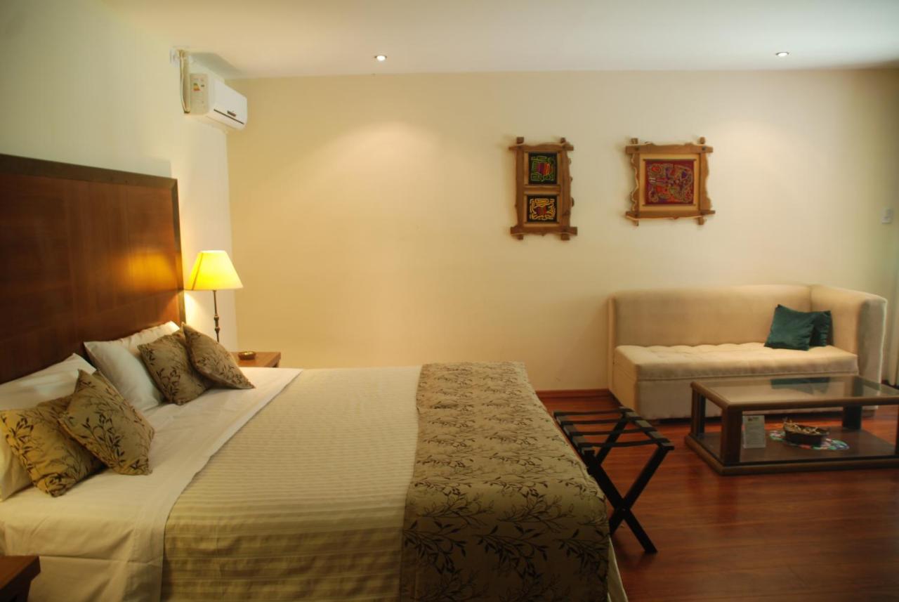 Suter Petit Hotel Сан Рафаел Екстериор снимка